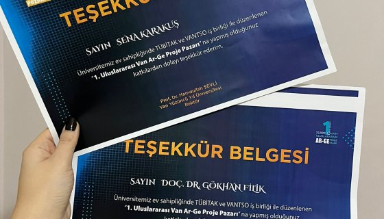 Sosyal Medya Sorumlumuz Ziraat Mühendisi Sena Karakuş Van Yüzüncü Yıl Üniversitesi 1.Uluslararası Ar-Ge Proje Pazarı'nda projelerimizi sundu.
